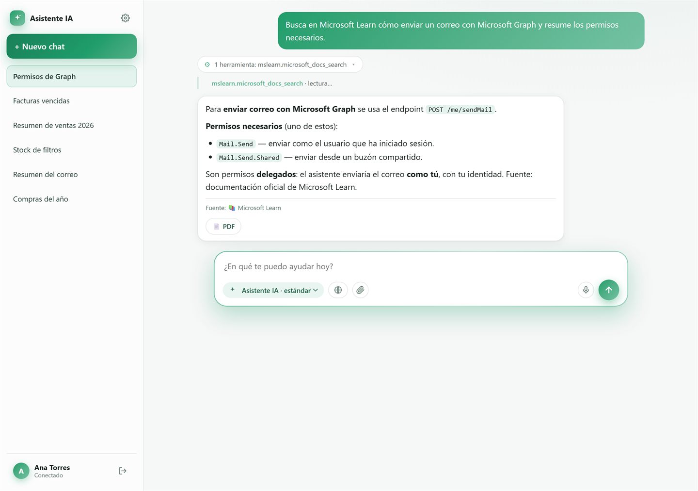 El Asistente resuelve una duda técnica citando fuentes oficiales de Microsoft Learn.